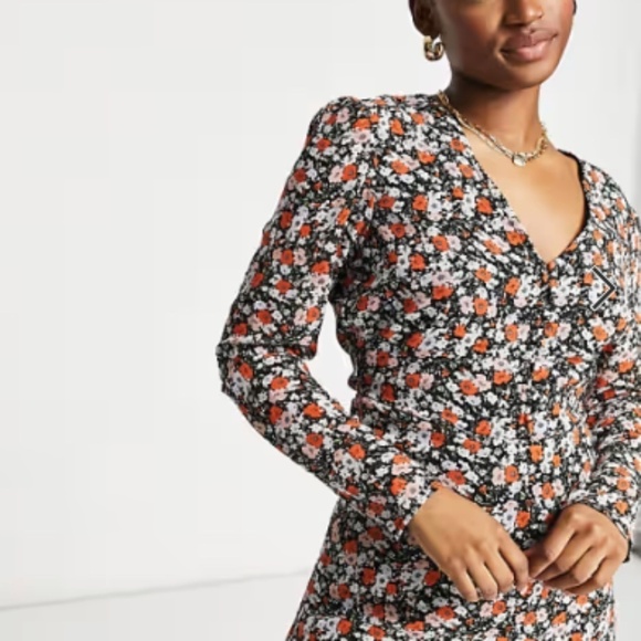 ASOS Sexy Flowy Boho Bohemian Floral Print Long Sleeve Dress NWT - Picture 3 of 4